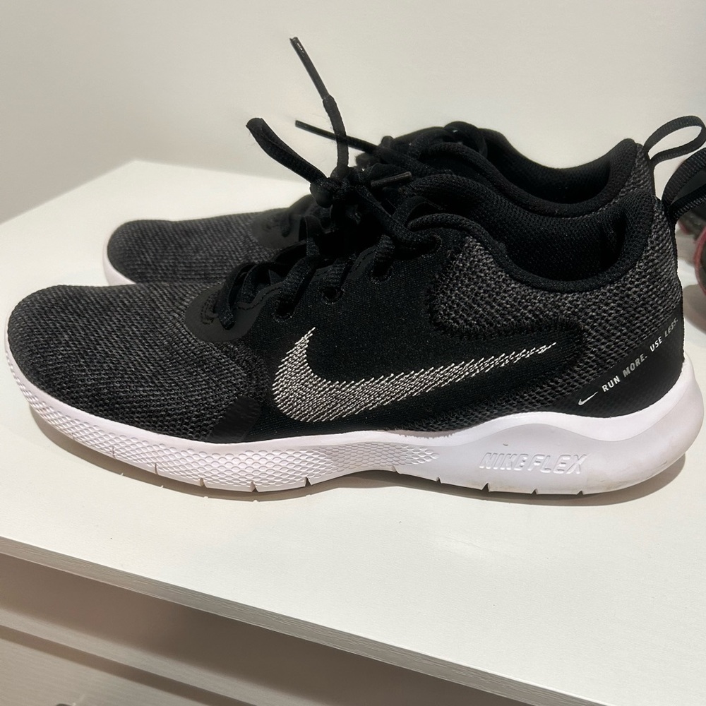 NikeFlex Athletic Shoe